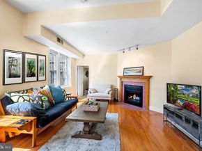 308 S 13TH Street 11, Philadelphia PA 19107