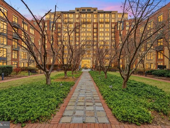 520 John Carlyle Street 108, Alexandria VA 22314