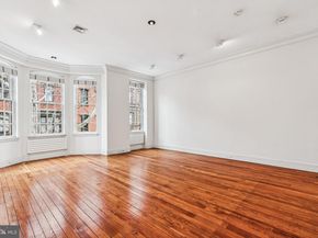 2106 Spruce Street, Philadelphia PA 19103