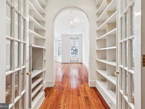 2106 Spruce Street, Philadelphia PA 19103