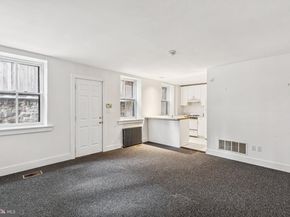 2106 Spruce Street, Philadelphia PA 19103