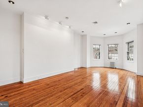 2106 Spruce Street, Philadelphia PA 19103