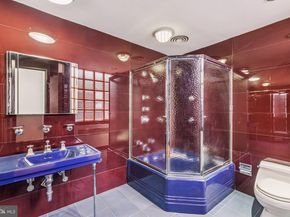 2106 Spruce Street, Philadelphia PA 19103