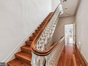 2106 Spruce Street, Philadelphia PA 19103