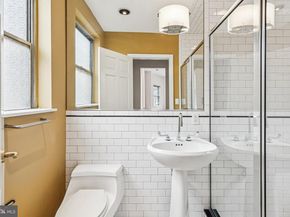 2106 Spruce Street, Philadelphia PA 19103