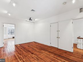 2106 Spruce Street, Philadelphia PA 19103