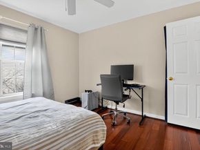 8866 Ashgrove House Lane 201, Vienna VA 22182