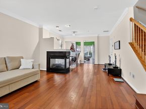 8866 Ashgrove House Lane 201, Vienna VA 22182