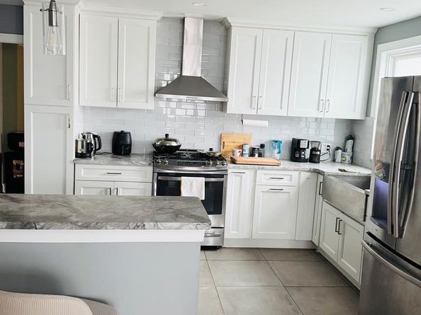 8239 Pine Road, Philadelphia PA 19111