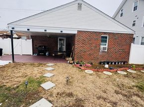 8239 Pine Road, Philadelphia PA 19111