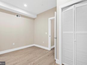1031 S Fairhill Street, Philadelphia PA 19147
