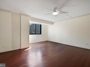 7420 Westlake Terrace 403, Bethesda MD 20817