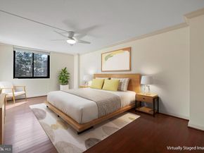 7420 Westlake Terrace 403, Bethesda MD 20817