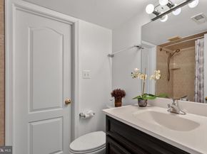 8825 Stolen Moments Terrace, Fairfax VA 22031