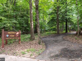 8825 Stolen Moments Terrace, Fairfax VA 22031