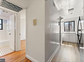 3827 Davis Place NW 5, Washington DC 20007