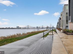 3100 Parkview Walk 210, Philadelphia PA 19125