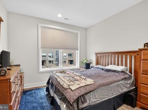 3100 Parkview Walk 210, Philadelphia PA 19125