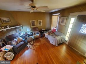 207 Avon Road, Upper Darby PA 19082