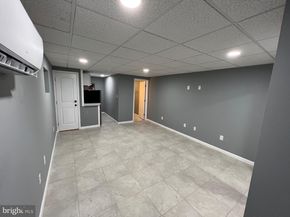 1016 W Erie Avenue, Philadelphia PA 19140