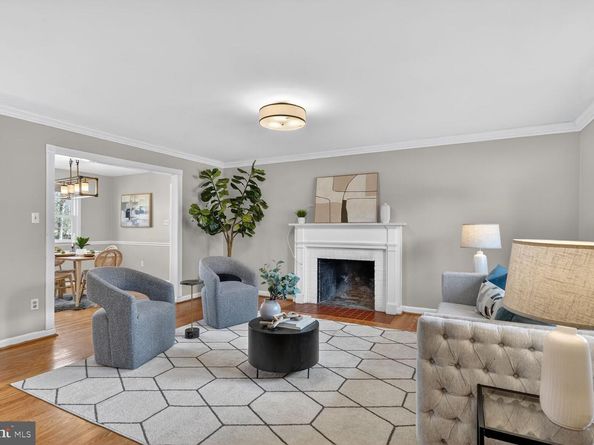 3229 Magnolia Avenue, Falls Church VA 22041