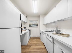 1919 Chestnut Street 2710, Philadelphia PA 19103