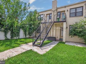 833 19TH Street NE 1, Washington DC 20002