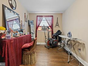 2874 Tolbut Street, Philadelphia PA 19136