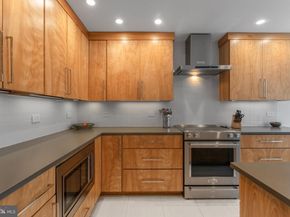 11587 Maple Ridge Road, Reston VA 20190