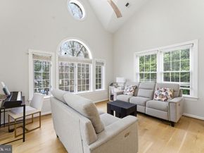 7327 Westerly Lane, Mclean VA 22101
