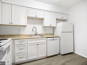 1215 South Street A, Philadelphia PA 19147