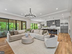 3830 30TH Road N, Arlington VA 22207