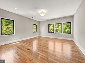 3830 30TH Road N, Arlington VA 22207