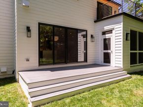 3830 30TH Road N, Arlington VA 22207