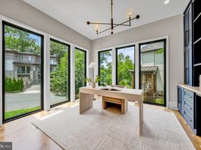 3830 30TH Road N, Arlington VA 22207