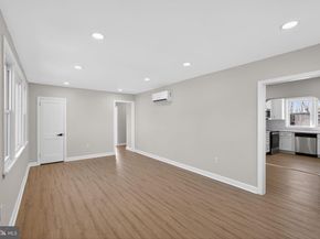727 W County Line Road, Hatboro PA 19040
