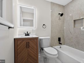 727 W County Line Road, Hatboro PA 19040