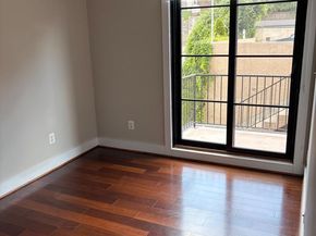4004 Edmunds Street NW 7, Washington DC 20007