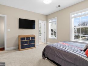 6203 Champion Oak Court Court, Falls Church VA 22044