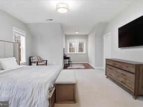 6203 Champion Oak Court Court, Falls Church VA 22044