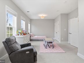 6203 Champion Oak Court Court, Falls Church VA 22044