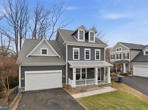 6203 Champion Oak Court Court, Falls Church VA 22044