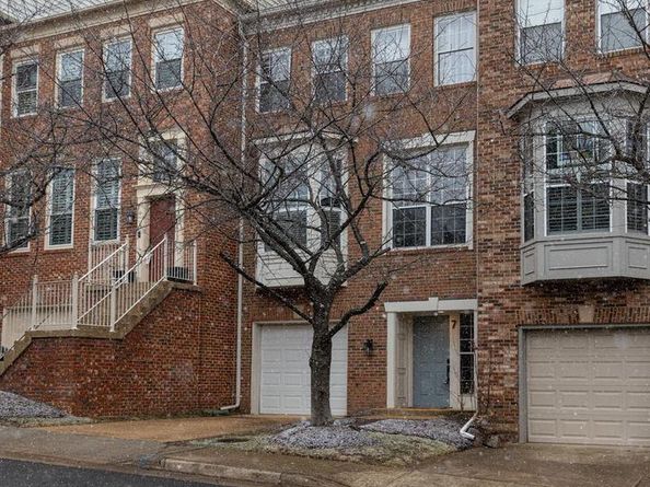 7 Arell Court, Alexandria VA 22304