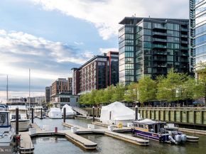 45 Sutton Square SW 403, Washington DC 20024