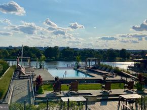 45 Sutton Square SW 403, Washington DC 20024