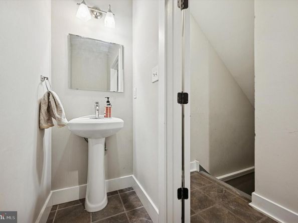 4743 Sheldon Street, Philadelphia PA 19127