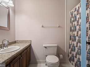 212 Clover Hill Court, Yardley PA 19067