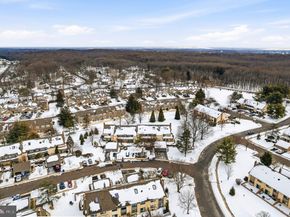 212 Clover Hill Court, Yardley PA 19067