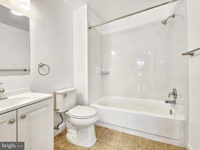 551 Florida Avenue 202, Herndon VA 20170