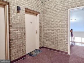 551 Florida Avenue 202, Herndon VA 20170